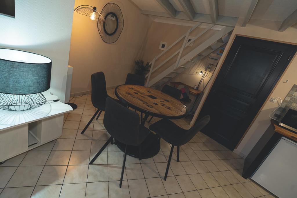 Appart Centre Historique Chez Rene Wifi Troyes Dış mekan fotoğraf