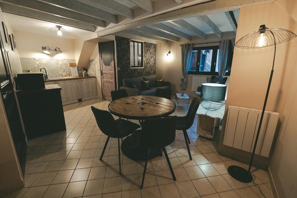 Appart Centre Historique Chez Rene Wifi Troyes Dış mekan fotoğraf